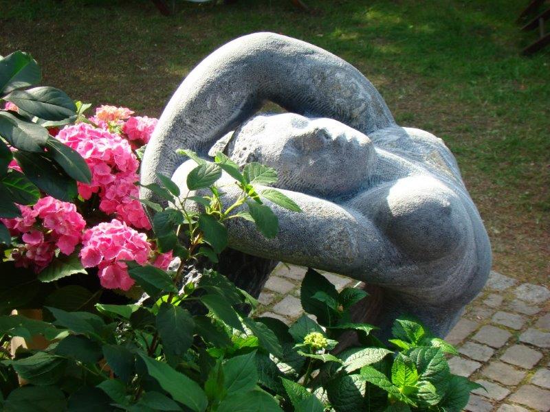 Skulpturengarten Ausstellung Destan Gashi